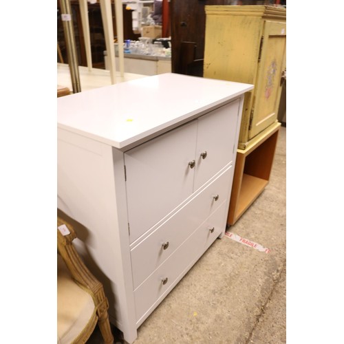 659 - White unit with 4 drawers