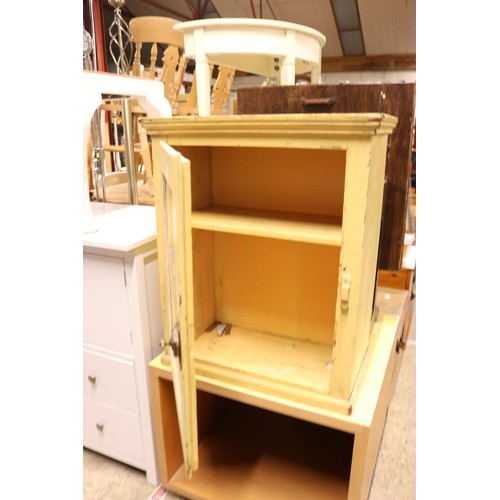 660 - Pine hanging wall cupboard