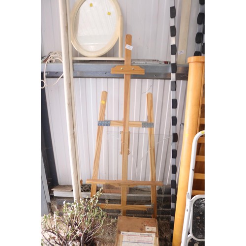 101 - Wood easel