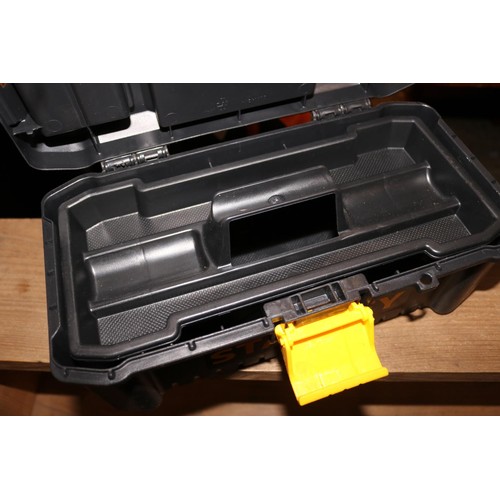 162 - Stanley tool box