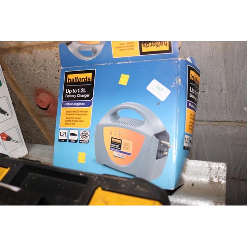 163 - Halfords battery charger - warranted until 12 noon Tuesda following the above sale