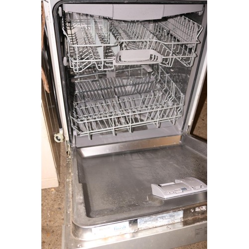 168 - Bosch dishwasher - warranted until 12 noon Tuesday following the above sale