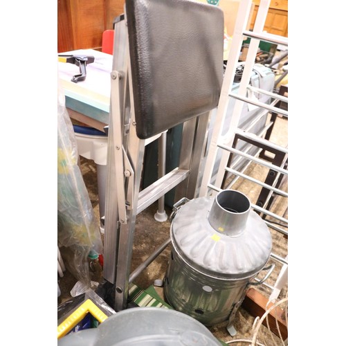 174 - Garden misc, hanging basket stand with basket, incinerator, tarpaulin, water cans, etc