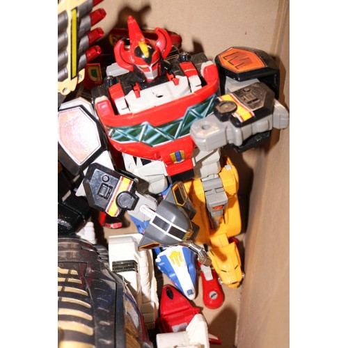 223 - Power Ranger & Transformer toys