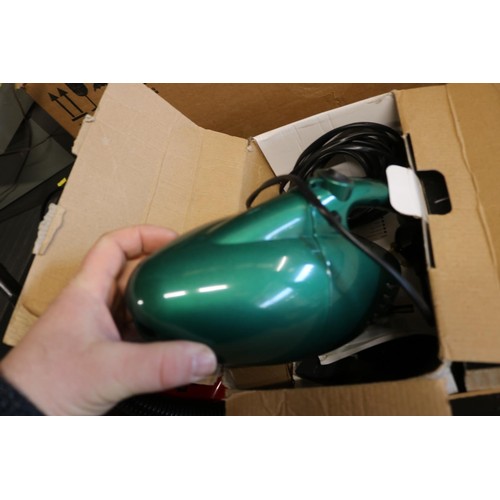 252 - Dirt Devil & Coopers 600w hand vacuum with instructions- warranted until 12 noon Tuesday following t... 