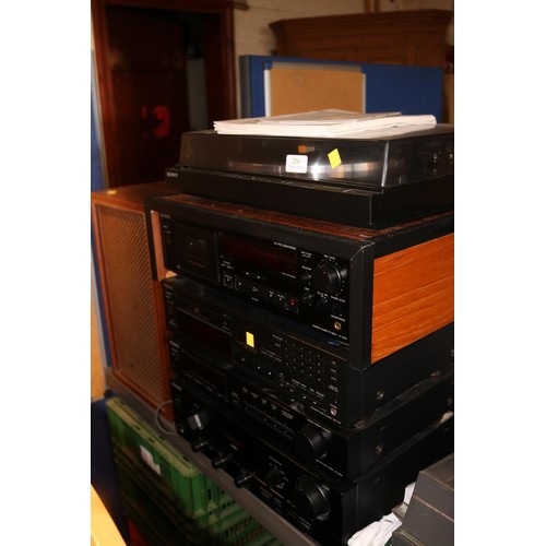 256 - Sony stereo system, incl CD, cassette, turntable, FM-AM & speakers (& instructions) - warranted unti... 