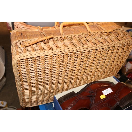 261 - Misc, incl suitcases, wicker picnic basket & 1 other, qty of men's shoes, bags, etc