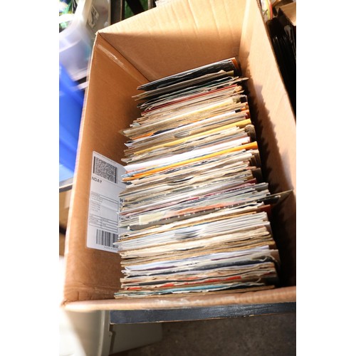 307 - 2 boxes 45rpm records, 50s, 60s, 70s, etc