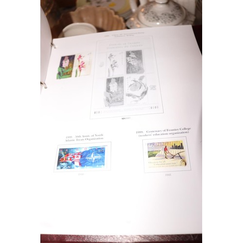 462 - Stanley Gibbons albums & bag of stamps