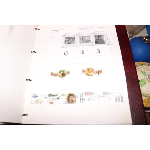 462 - Stanley Gibbons albums & bag of stamps