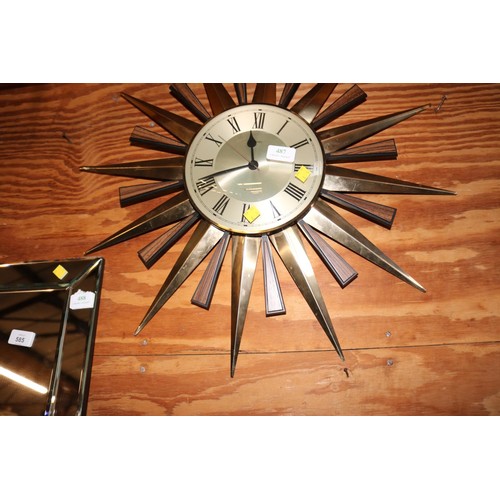 487 - Sun burst clock