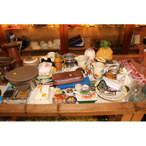 513 - Qty of collectables, various bottles, metal & china wares