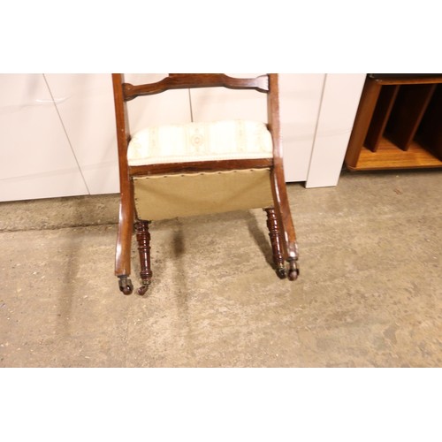 547 - 2 inlaid chairs