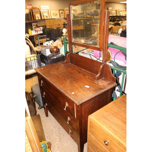 124 - 1930/40's dresser table with mirror