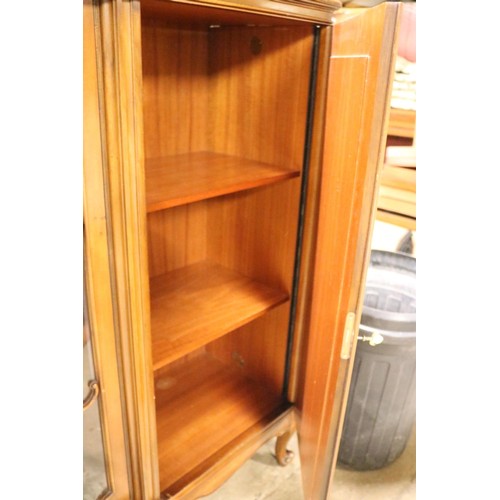 606 - Large double bookcase