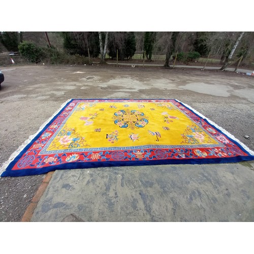 607 - Large oriental style wool rug 175