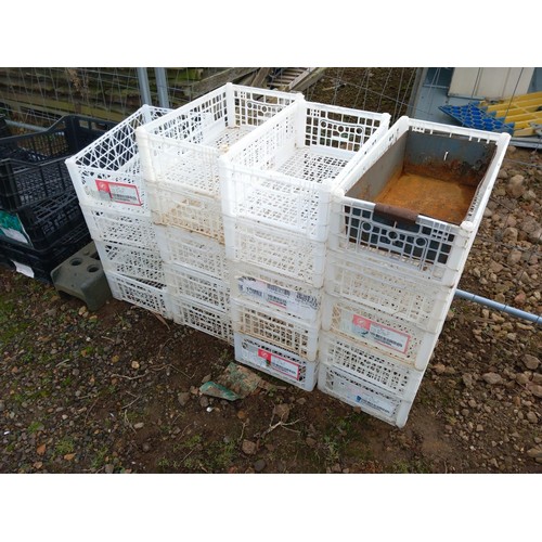 22 - Qty of white stacking crates