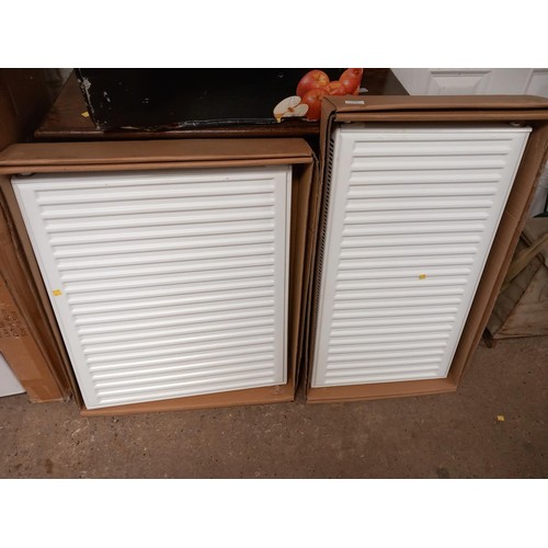 123 - 2x Stelrad radiators (800 x 450 & 700 x 600)