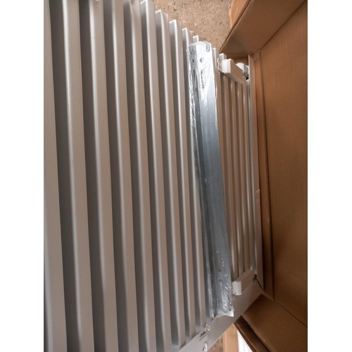 123 - 2x Stelrad radiators (800 x 450 & 700 x 600)