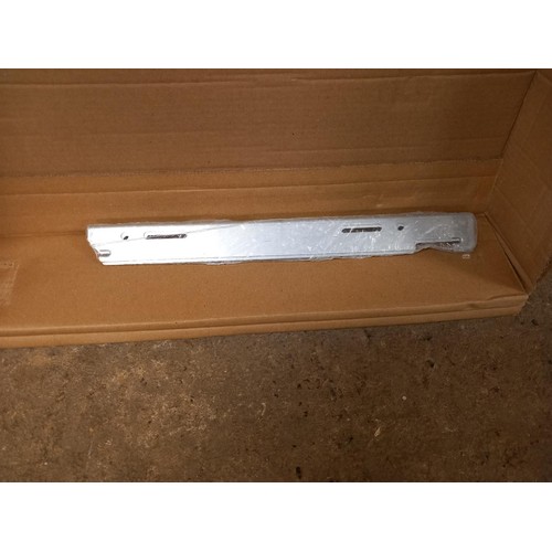 123 - 2x Stelrad radiators (800 x 450 & 700 x 600)