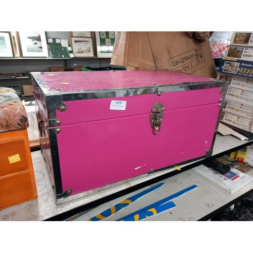 319 - Pink storage box