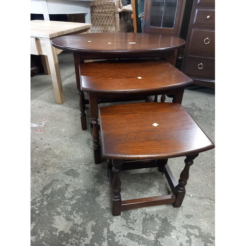 605 - Old charm Wood Brothers nest of tables