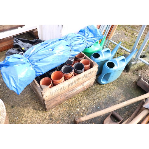 24 - Qty of misc, incl watering cans, plastic pots, folding garden chairs, various bird feeders, etc