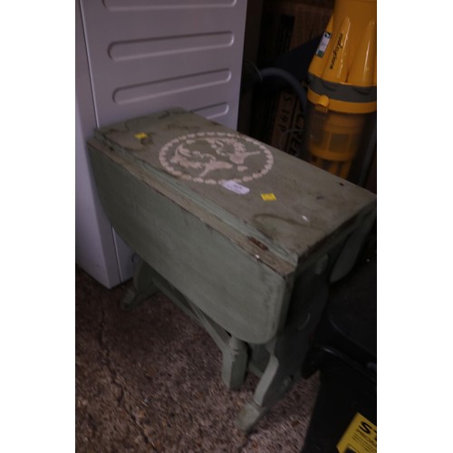 117 - Child's drop leaf painted table