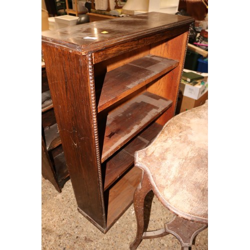 196 - Bookcase, table, magazine rack