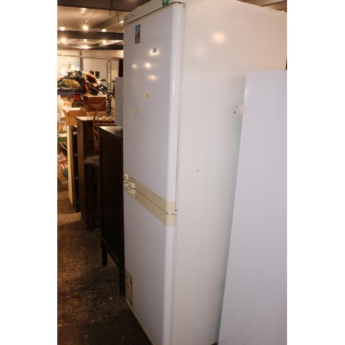 199 - Bosch fridge freezer - warranted until 12 noon Tuesday following the above sale