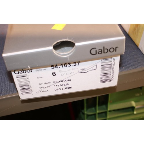 245 - New Gabor Epworth cream, size 6, shoes