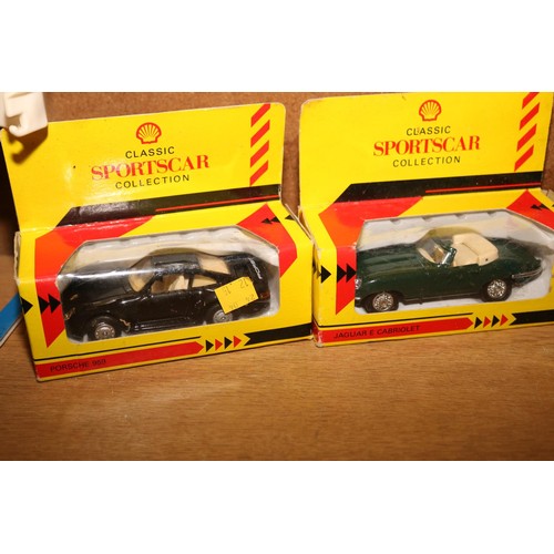 411 - 4 boxed cars