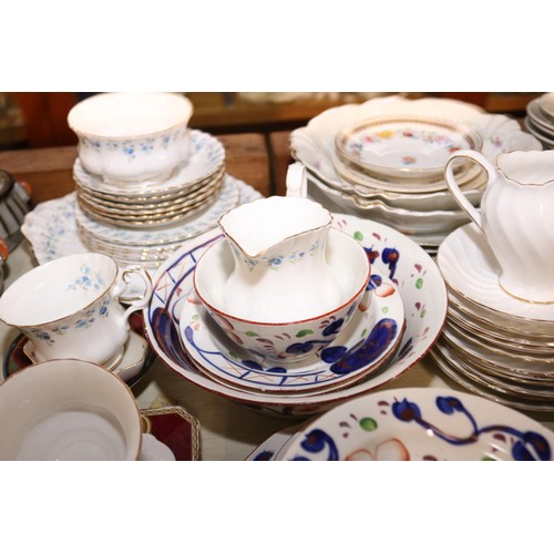 541 - Qty of china, part tea sets, incl Royal Albert, Doulton & Denby