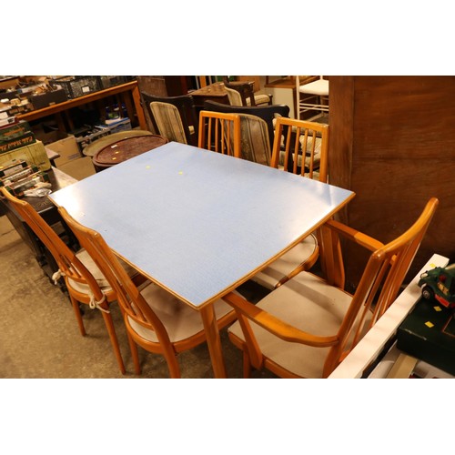 613 - Blue 70's style table & 5 chairs