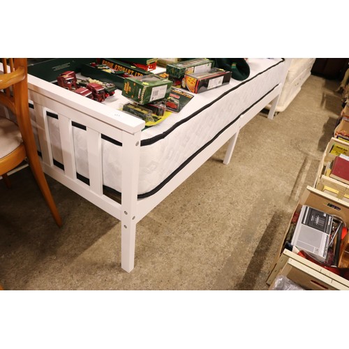 614 - Single white frame bed with mattress