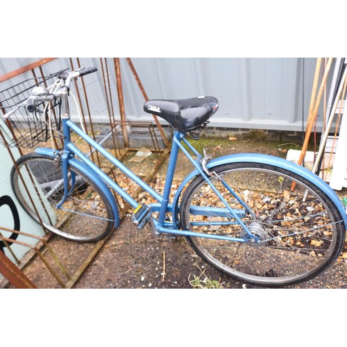 7 - Ladies largish bike, blue