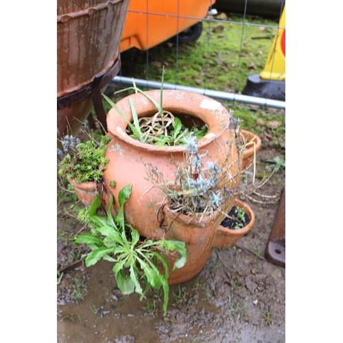 18 - Terracotta olive pot with stand, 34