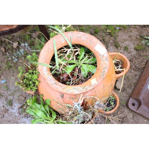 18 - Terracotta olive pot with stand, 34