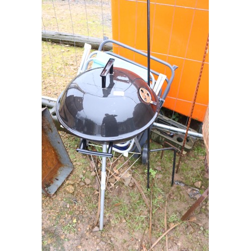 19 - Bbq/fold up chairs etc