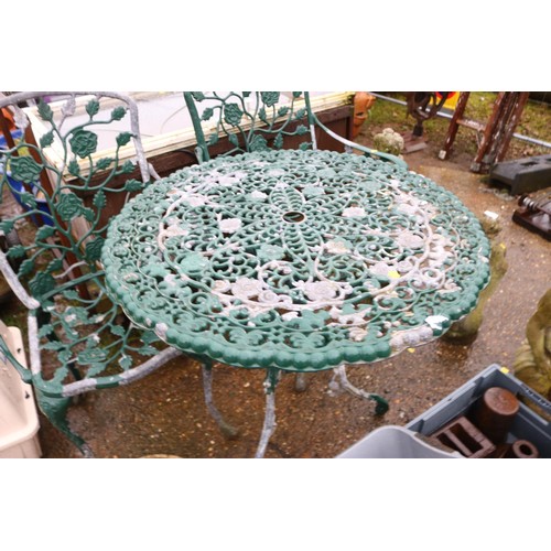 49 - Garden table & 2 chairs