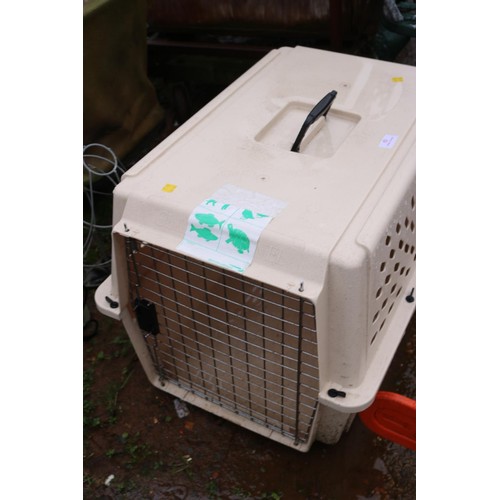 53 - Pet carry crate