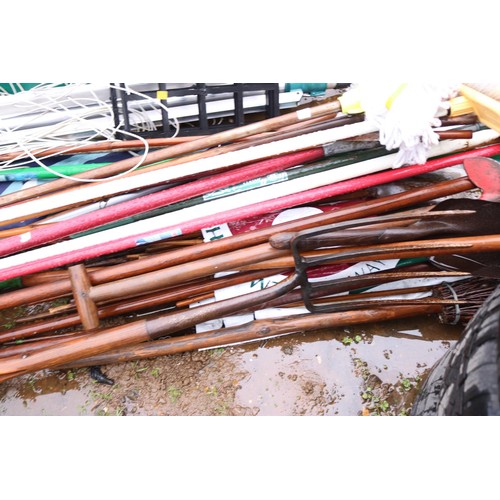 57 - Garden tools, canes, brolly & clothes airer, etc