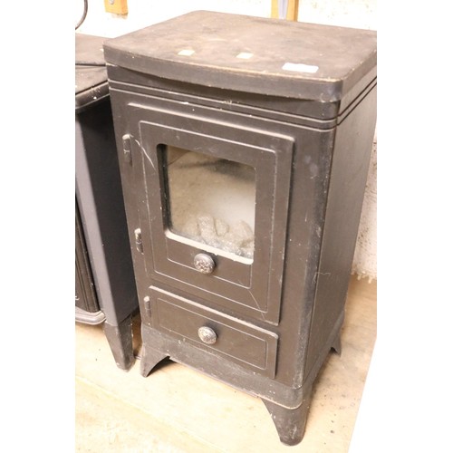 125 - Coal effect electric fire - warranted until 12 noon Tuesday following the above sale