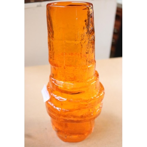 494 - Geoffrey baxter whitefriars tangerine orange hooped vase