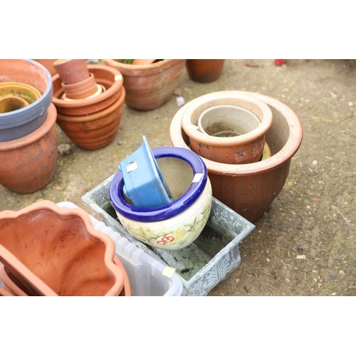 49 - Assorted plant pots Inc 6 terracotta wall hanging planters