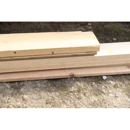 77 - Bundle of various lengths of wood