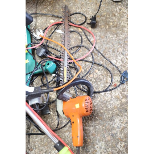 100 - 2 strimmers, weeder, hedge trimmer - warranted until 12 noon Tuesday following the above sale