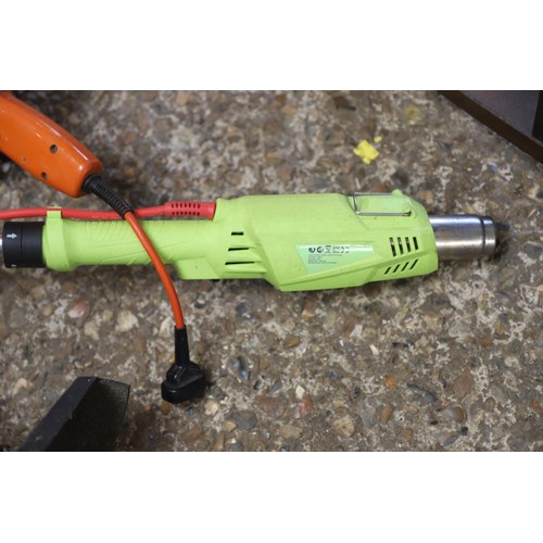 100 - 2 strimmers, weeder, hedge trimmer - warranted until 12 noon Tuesday following the above sale