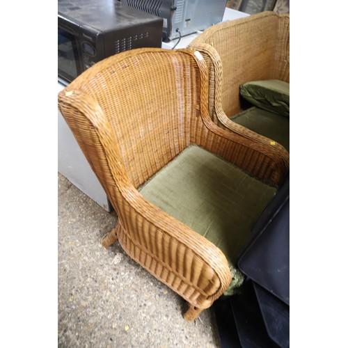 206 - Wicker 2-seater settee & chair with seat cushions