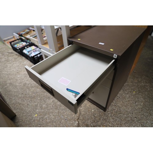 219 - Low metal 4 drawer filing cabinet